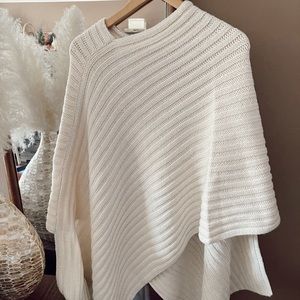 Zara knit poncho Size S New
